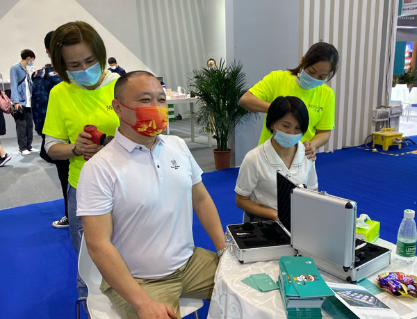 热敷筋膜枪有用吗，放松紧绷肌肉，不交“智商税”