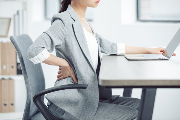 办公室久坐的危害，办公室久坐的人应该怎么锻炼？